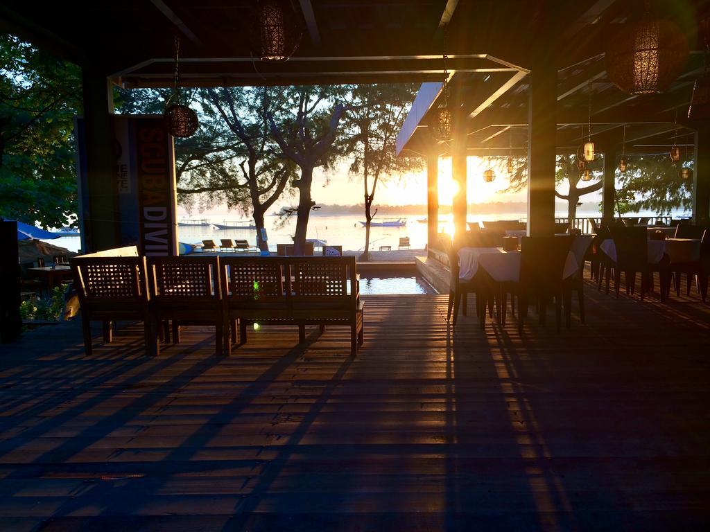 Good Heart Hotel Gili Trawangan Buitenkant foto